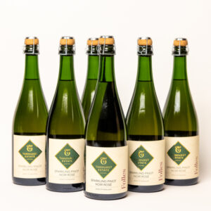 Sparkling-pinot-noir-rose-folles